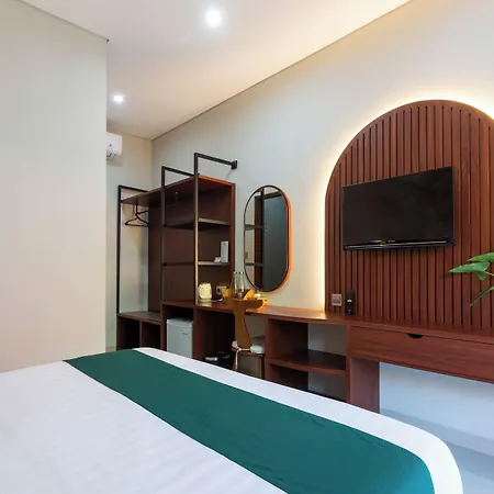Cove Ransha Stay